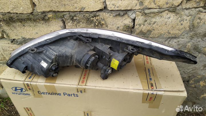 Фара Hyundai Grandeur V (2011-2016)