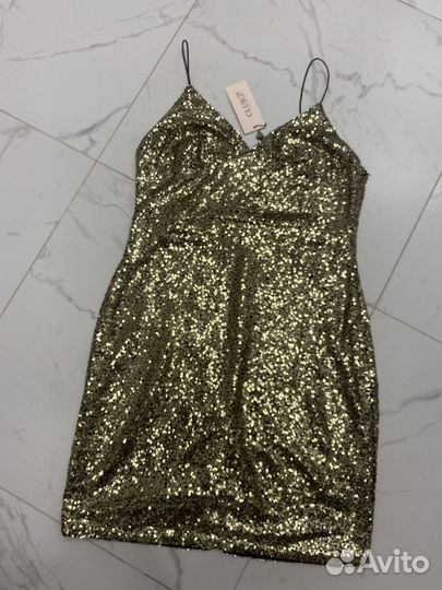 Платье вечернее