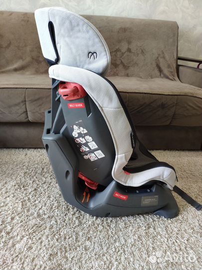 Автокресло Ailebebe Swing