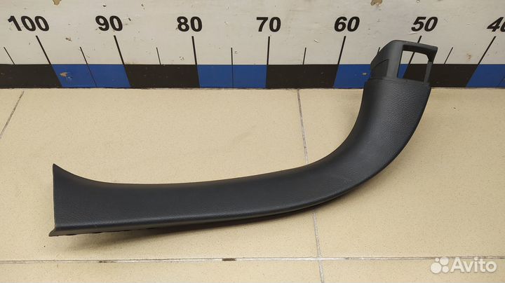 Обшивка двери багажника Land Cruiser (150) -Prado