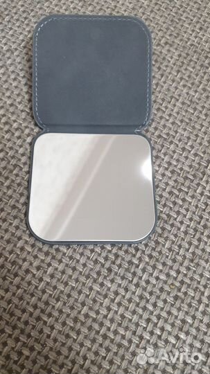 Зеркало карманное