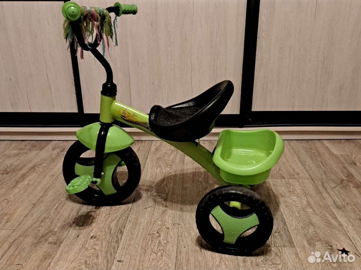 Детский трехколесный велосипед