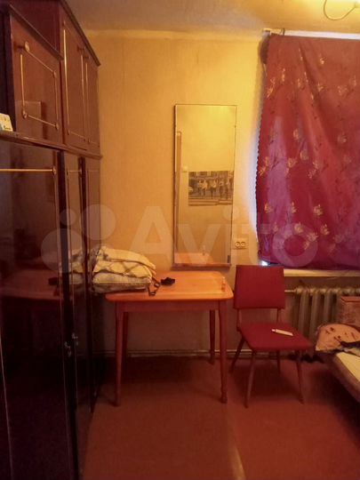 3-к. квартира, 42 м², 1/4 эт.