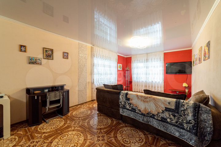 Коттедж 151,8 м² на участке 6,3 сот.