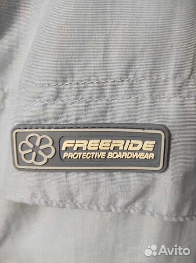 Горнолыжная куртка женская 44 46