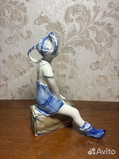 Статуэтка Пеппи длинный чулок