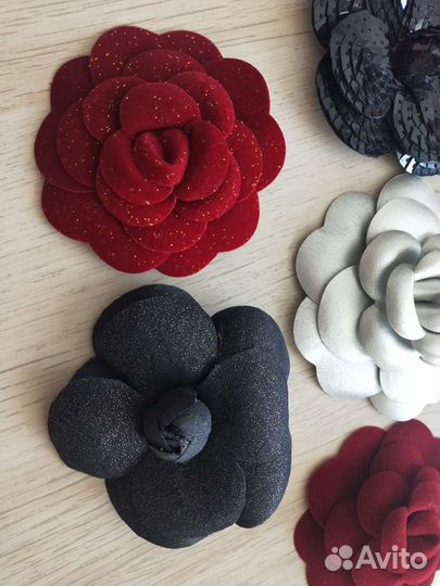 Шанель камелии