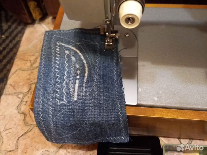 Швейная машина Подольск 142