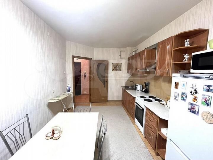 2-к. квартира, 65 м², 3/14 эт.