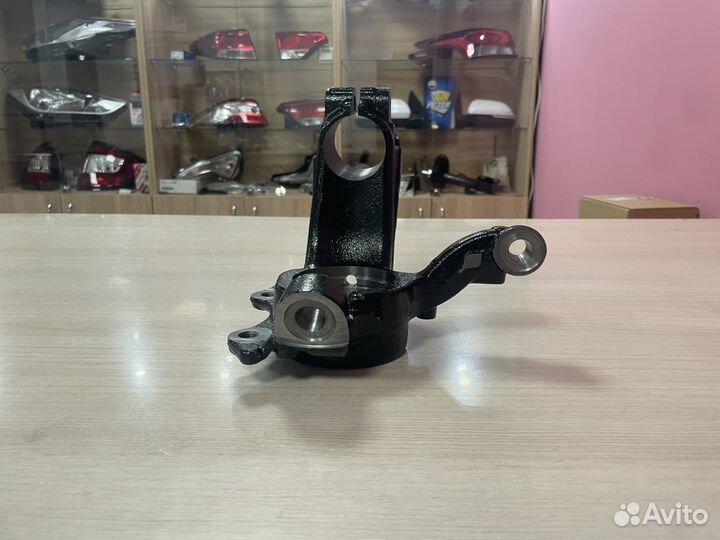 Поворотный кулак правый Polo Rapid Рапид 2010-2020