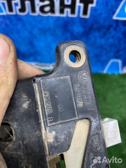 Замок багажника Audi A6 C5 2.4 1999