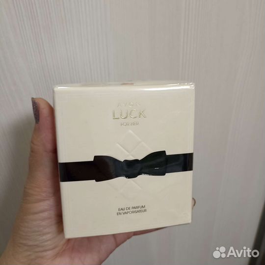 Парфюмерная вода avon