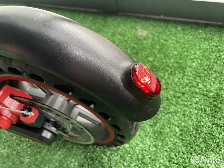 Электросамокат Xiaomi m365