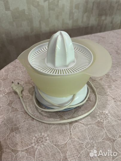 Соковыжималка электрическая Philips