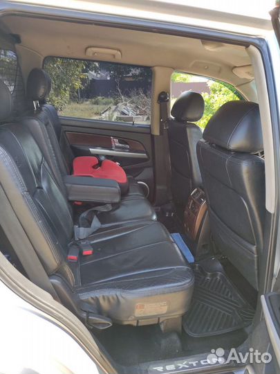 SsangYong Rexton 2.7 AT, 2006, 261 290 км