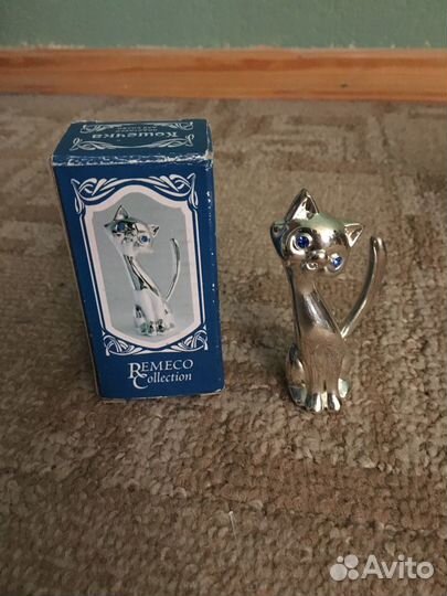 Кошечка для интерьера, подставка для колец, новая