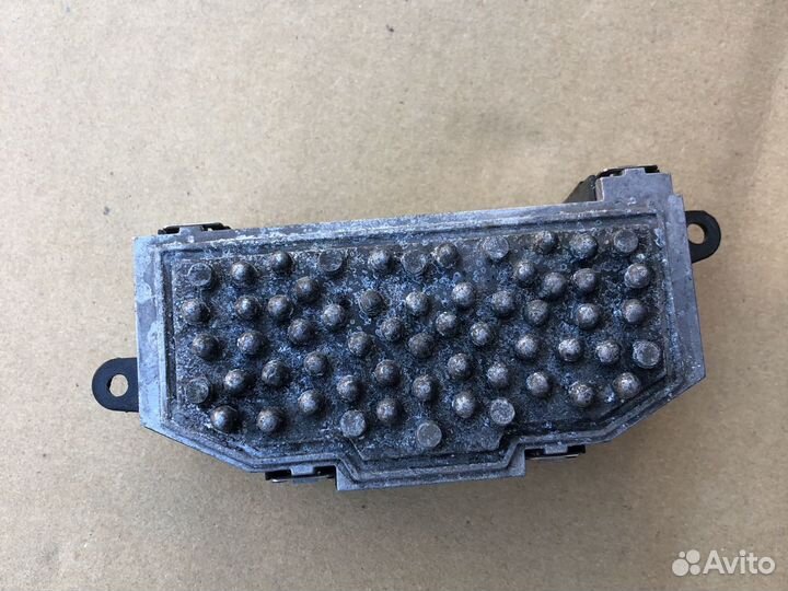 Резистор отопителя печки audi A4 B8