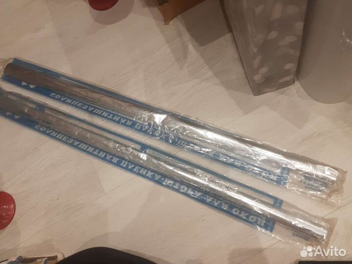 Солнцезащитная пленка-шторка для окна 2шт