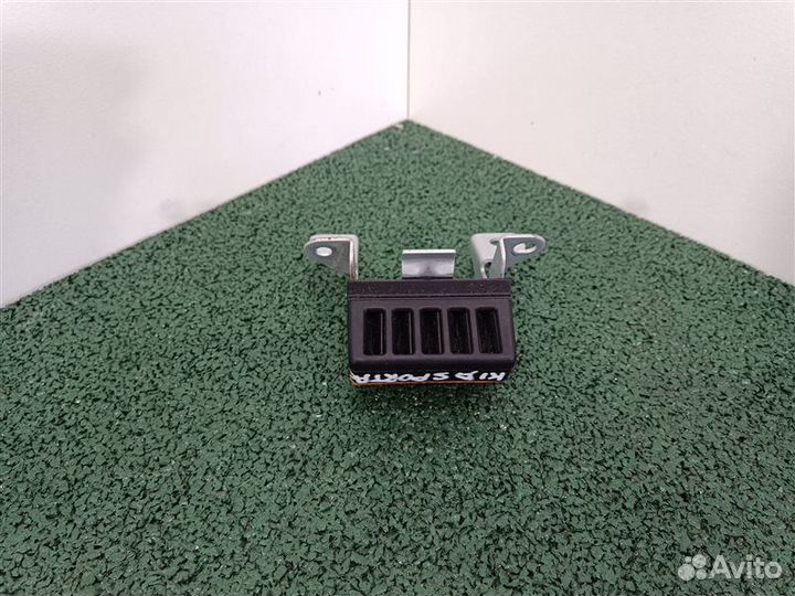 Контакт электрический стекла с дверью багажника