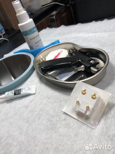 Прокол ушей детям и взрослым