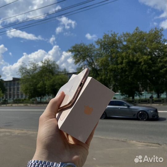 iPhone 8 Plus, 64 ГБ