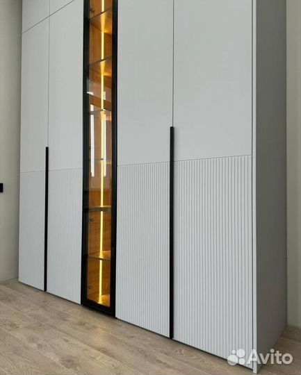 Шкаф под ключ