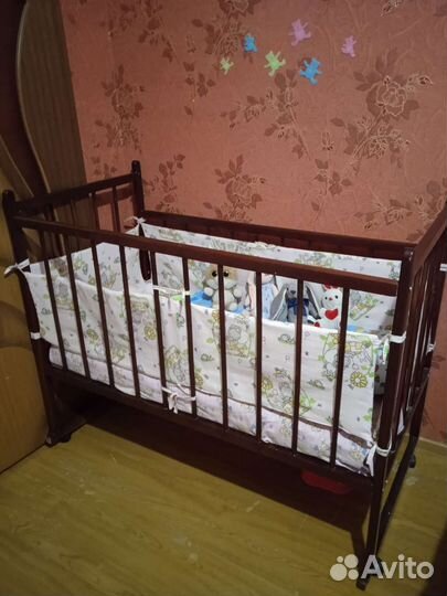 Детская кроватка