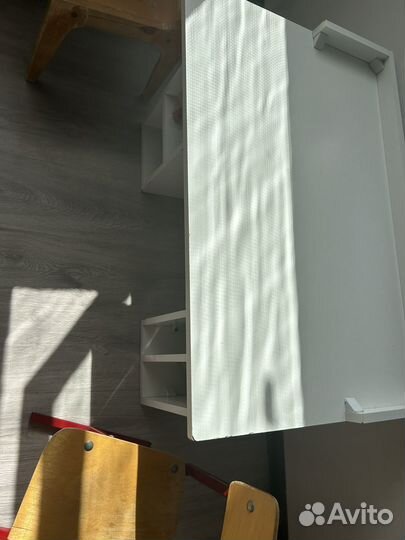 Детский стол и 2 стула