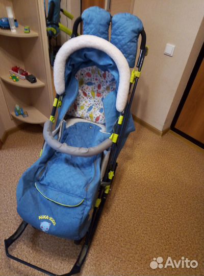 Продам санки-коляску