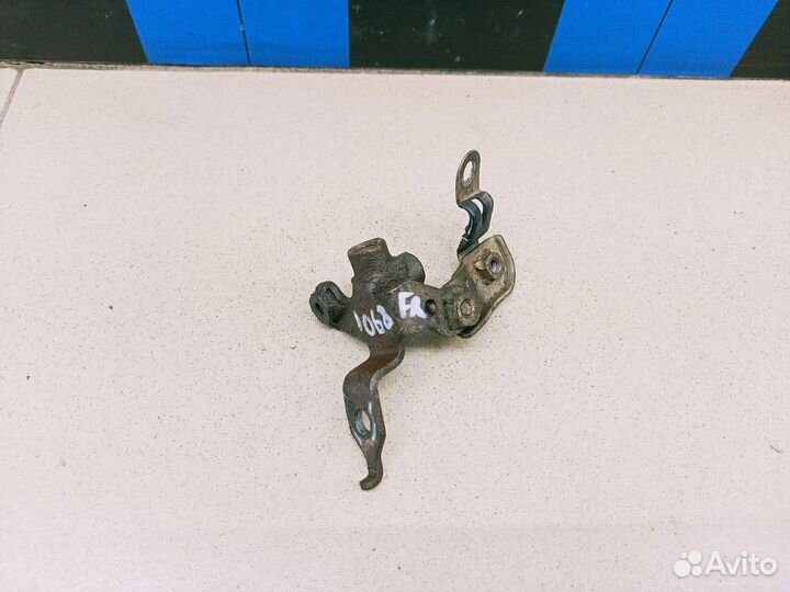 Распределитель тормозных сил Land Cruiser (150) -P