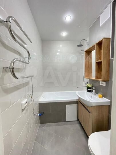 2-к. квартира, 40 м², 4/4 эт.