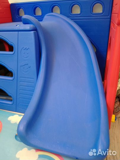 Детская горка с качелями для малышей