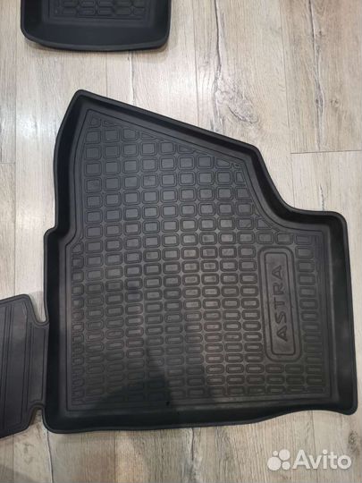 Коврки Opel Astra H седан