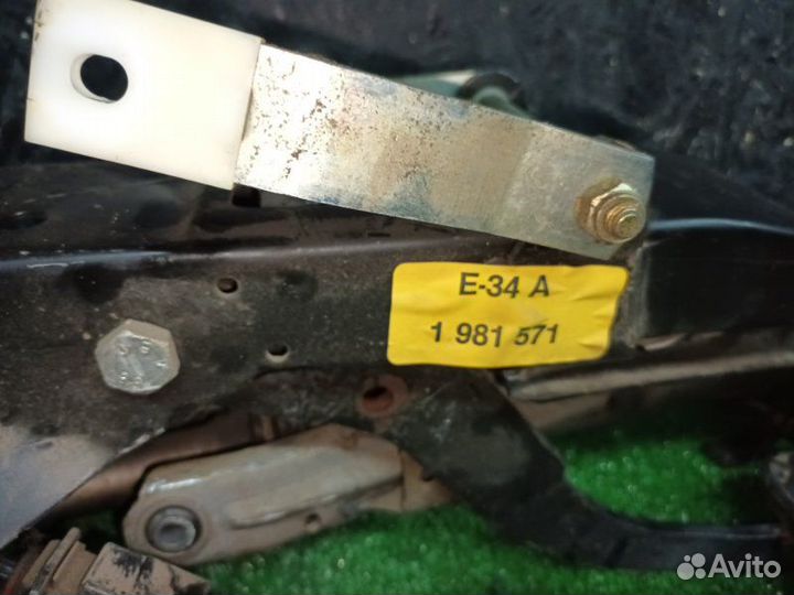 Педальный узел Bmw 5-Series E34 M50