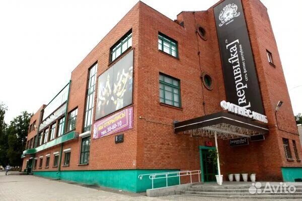 Абонемент в фитнес клуб Republika