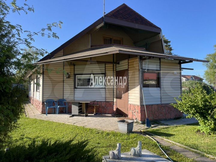 Дом 140 м² на участке 14 сот.