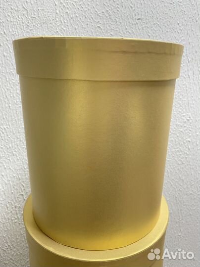 Коробки для цветов / шляпные коробки