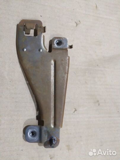 Кронштейн Opel Corsa D Z12XEP 2008