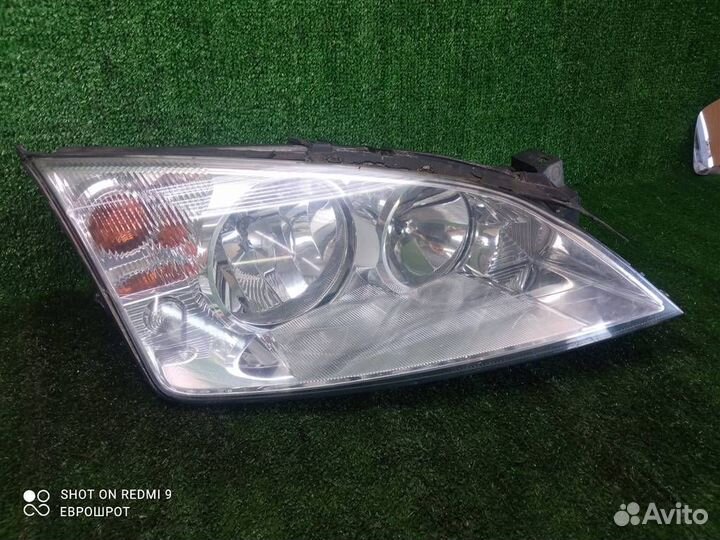 Фара правая Ford Mondeo 3 (2000-2007)