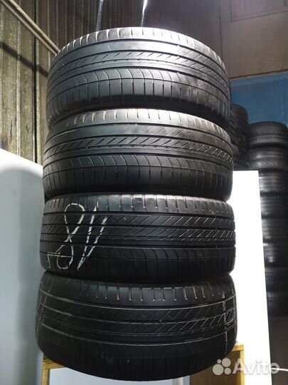 Goodyear Eagle F1 Asymmetric SUV 4x4 295/40 R22