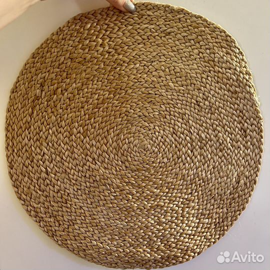 Круглая салфетка под приборы hm home