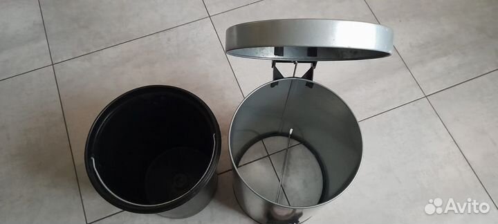 Мусорное ведро 20л с педалью