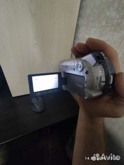 Видео камера canon dc95