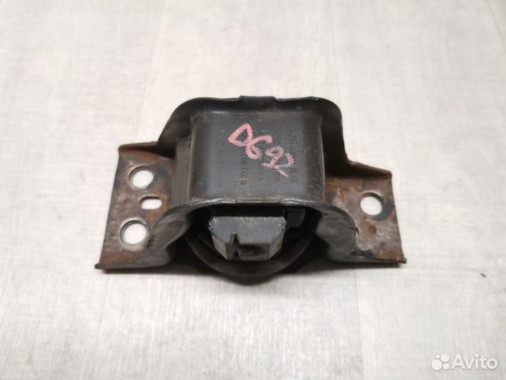 Опора двигателя правая Nissan Note E11 1.6 HR16DE