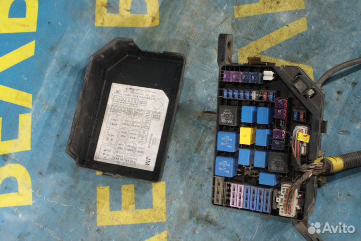 Блок предохранителей Hyundai Tucson JM