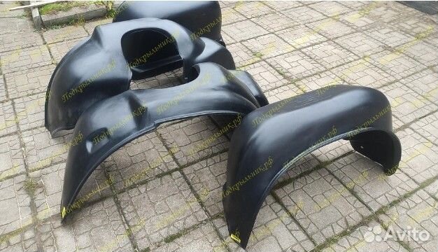 Подкрылки Peugeot Boxer с бортиком+крепеж комплект