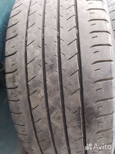 Dunlop SP Sport Maxx 050+ SUV 215/55 R17