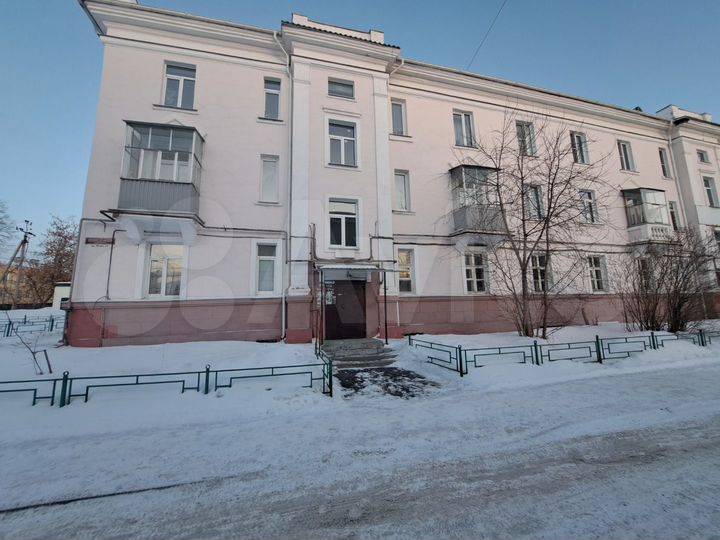 2-к. квартира, 51 м², 2/3 эт.