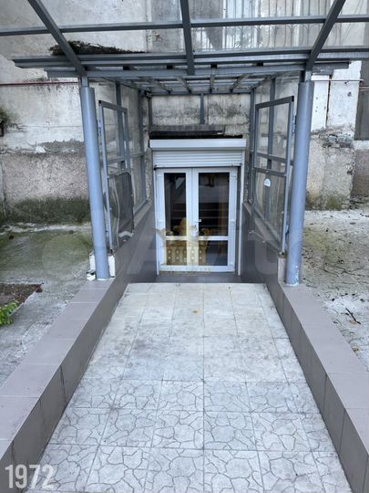 Продам помещение свободного назначения, 305 м²