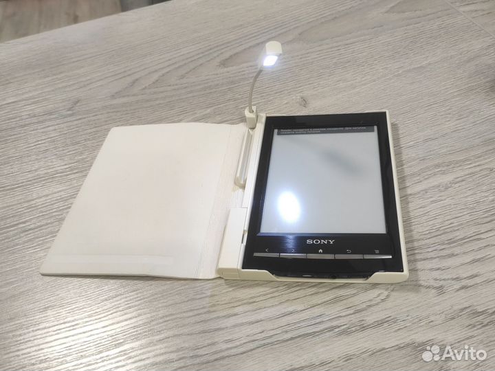 Продаю электронную книгу Sony reader